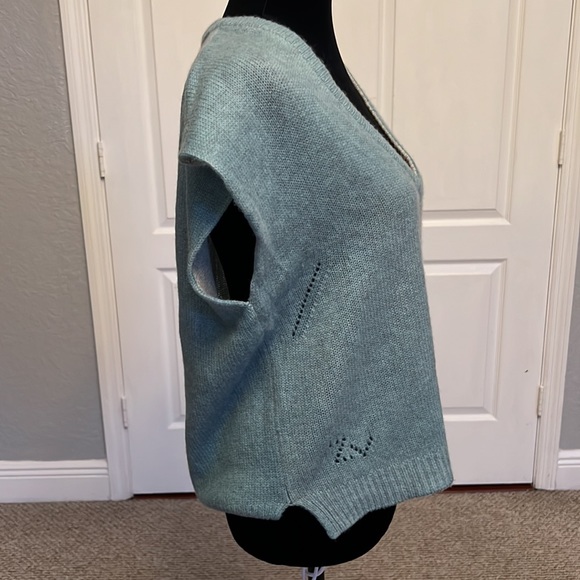 Zadig et Voltaire 100% Cashmere Sweater Vest - Picture 2 of 9